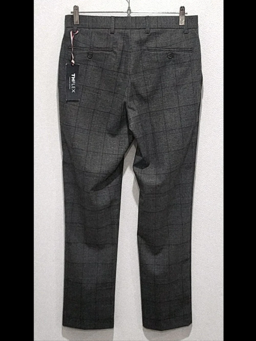 Tommy Hilfiger Dress Pants Mens 30x30 Gray Plaid TH Flex Stretch Flat Front NWT